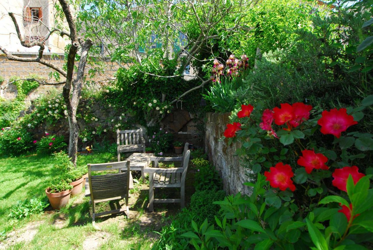 Casa Con Vista Mozzafiato Su Civita Di Bagnoregio Villa Lubriano Luaran gambar